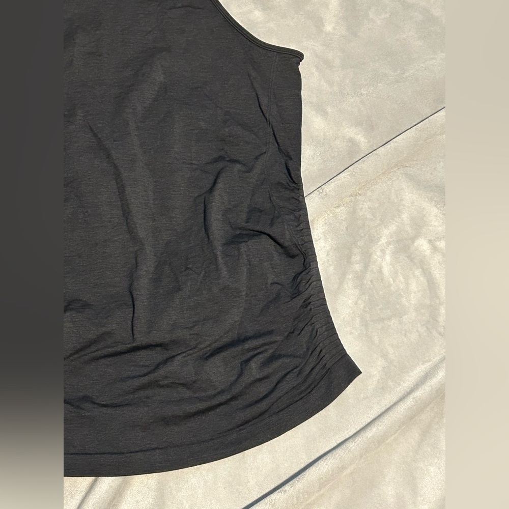 Lululemon In The Flow Tank in Heathered Black - M - Picture 5 of 10